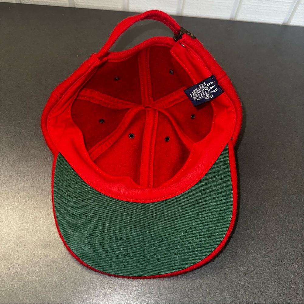 Vibrant Red Vintage GAP 80% Wool Women’s Adjustable Hat Made in USA - Picture 6 of 16